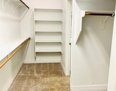 542 Bonnet Blvd - Photo Thumbnail 9