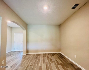 9627 Lovage Lane - Photo Thumbnail 8