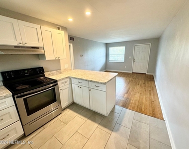 3337 Drew Street - Photo Thumbnail 18