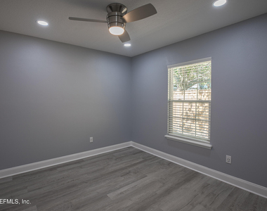 185 Donner Road - Photo Thumbnail 15