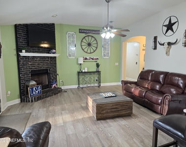 906 County Road 217 - Photo Thumbnail 11