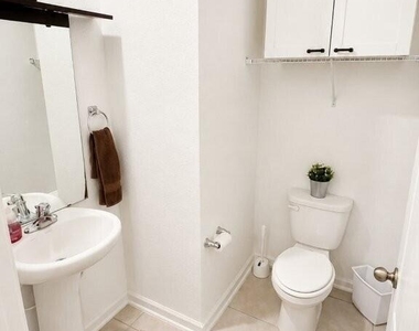 92 Seaport Breeze Road - Photo Thumbnail 4