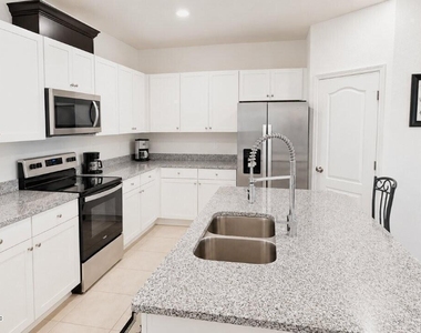 92 Seaport Breeze Road - Photo Thumbnail 2