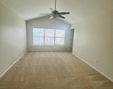 4225 Crownwood Drive - Photo Thumbnail 12