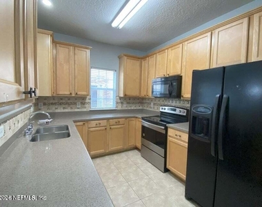 7262 Deerfoot Point Circle - Photo Thumbnail 9