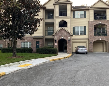 7800 Point Meadows Drive - Photo Thumbnail 1