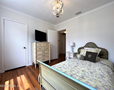 4233 Colonial Avenue - Photo Thumbnail 31