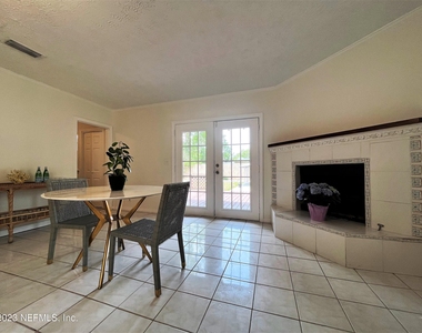 4233 Colonial Avenue - Photo Thumbnail 16