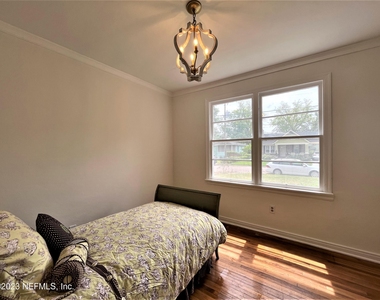 4233 Colonial Avenue - Photo Thumbnail 30
