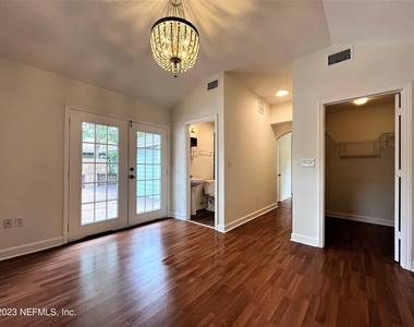 4233 Colonial Avenue - Photo Thumbnail 22
