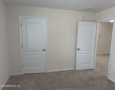 742 Northside Drive S - Photo Thumbnail 42