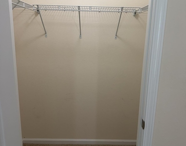 742 Northside Drive S - Photo Thumbnail 43