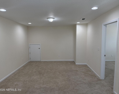 742 Northside Drive S - Photo Thumbnail 39
