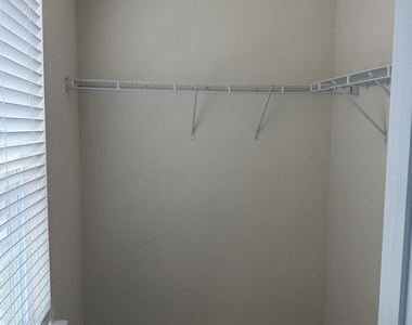 742 Northside Drive S - Photo Thumbnail 49