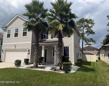 742 Northside Drive S - Photo Thumbnail 2