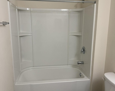 742 Northside Drive S - Photo Thumbnail 51