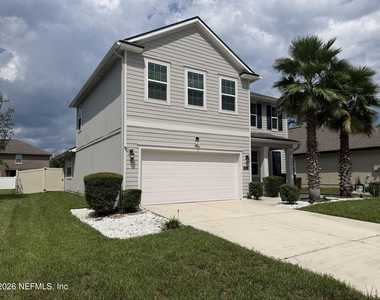 742 Northside Drive S - Photo Thumbnail 1