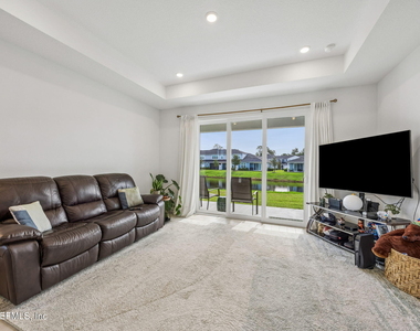 149 Silver Myrtle Court - Photo Thumbnail 9