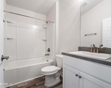 7818 Oklahoma Street - Photo Thumbnail 11