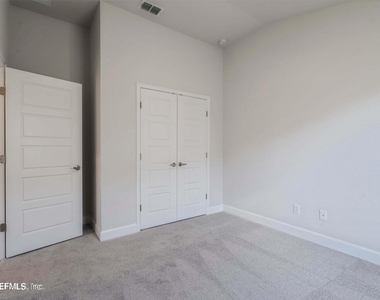7818 Oklahoma Street - Photo Thumbnail 12