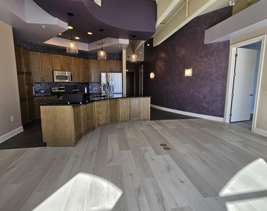 320 1st Street - Photo Thumbnail 11