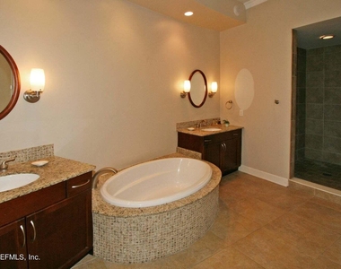 320 1st Street - Photo Thumbnail 15