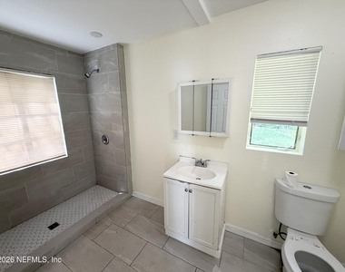 2056 Navaho Avenue - Photo Thumbnail 5