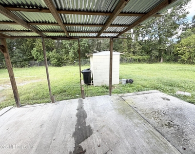 2052 Navaho Avenue - Photo Thumbnail 11