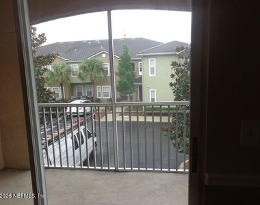 10075 Gate Parkway Ne - Photo Thumbnail 25