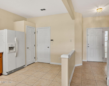 7518 Red Crane Lane - Photo Thumbnail 4