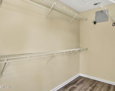 7518 Red Crane Lane - Photo Thumbnail 18