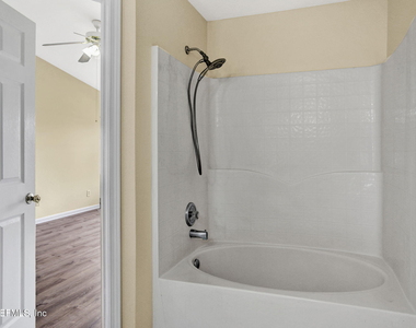 7518 Red Crane Lane - Photo Thumbnail 19