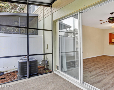 7518 Red Crane Lane - Photo Thumbnail 12