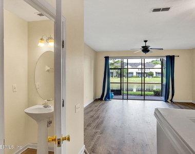 7518 Red Crane Lane - Photo Thumbnail 11