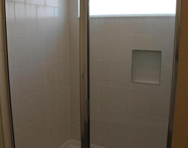 2682 Fawn Point Drive - Photo Thumbnail 4