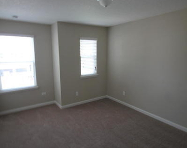 2682 Fawn Point Drive - Photo Thumbnail 12