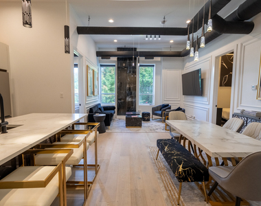 77 W Chestnut Street - Photo Thumbnail 1