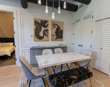 77 W Chestnut Street - Photo Thumbnail 6
