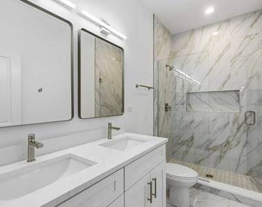 4739 S Indiana Avenue - Photo Thumbnail 7