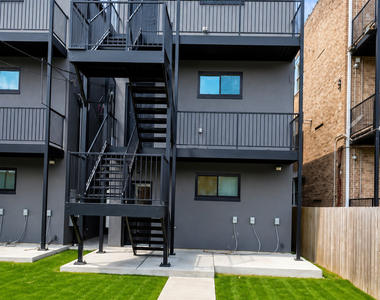 4739 S Indiana Avenue - Photo Thumbnail 14
