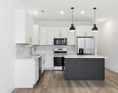 4739 S Indiana Avenue - Photo Thumbnail 1