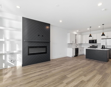 4739 S Indiana Avenue - Photo Thumbnail 12