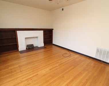 1728 W Juneway Terrace - Photo Thumbnail 8