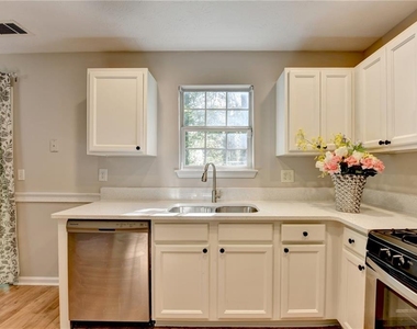 240 Springbottom Court - Photo Thumbnail 16