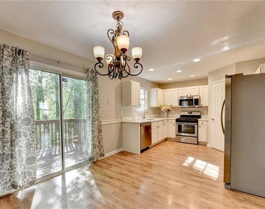 240 Springbottom Court - Photo Thumbnail 13