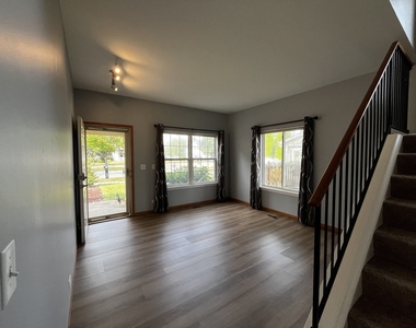 2828 Alameda Court - Photo Thumbnail 7