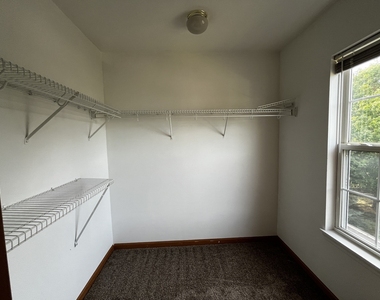 2828 Alameda Court - Photo Thumbnail 12
