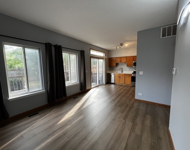 2828 Alameda Court - Photo Thumbnail 5