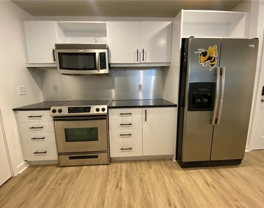 390 17th Street Nw - Photo Thumbnail 15