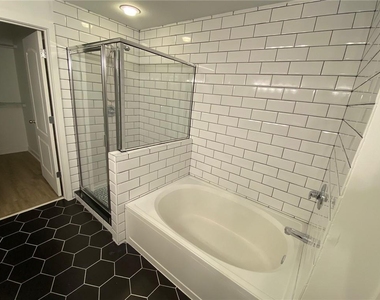 390 17th Street Nw - Photo Thumbnail 22